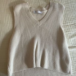 Cropped sweater vest